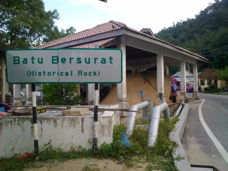 Batu Bersurat Di Pulau Pangkor?