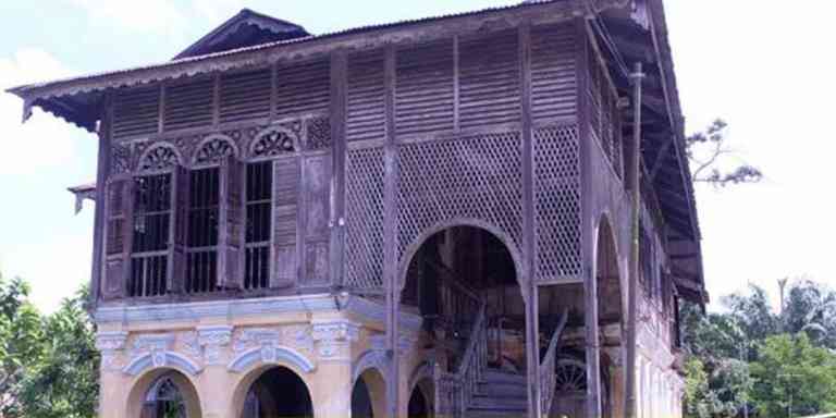 Rumah Agam Tanpa Paku Di Beruas