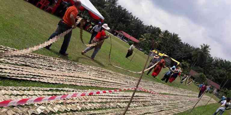 Orang Asli Di Perak Bina Selempang Paling Panjang Di Malaysia