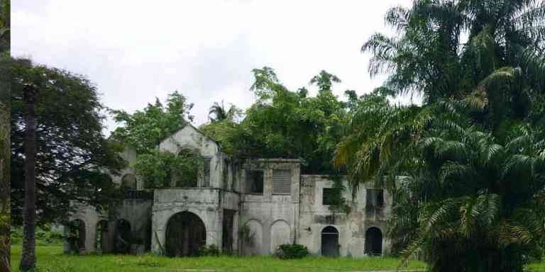 Istana Raja Muda Yang Ditinggalkan Di Teluk Intan
