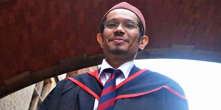 Anak Perak Jadi Pensyarah Melayu Pertama Di Universiti Oxford