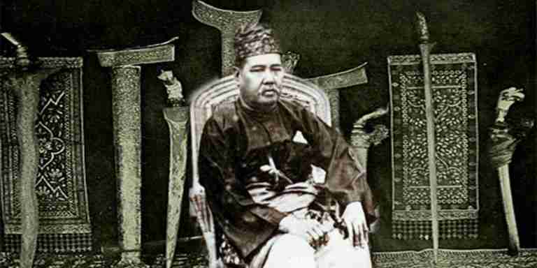 Dato Setia Bijaya Diraja Jeragan Abdul Shukor, Penjaga Regalia Diraja