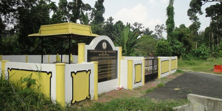 Sultan Muzaffar Shah III (Sultan Perak Ke 13)