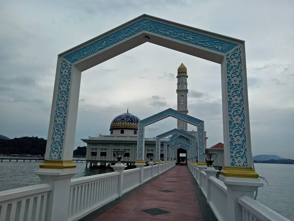 Masjid Terapung Pulau Pangkor, Masjid Seribu Selawat