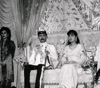 Raja Zarith Sofiah, Puteri Perak ke Permaisuri Johor