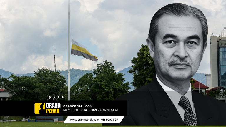 Perak Kibarkan Bendera Separuh Tiang Sebagai Penghormatan Terakhir Kepada Allahyarham Tun Abdullah Ahmad Badawi