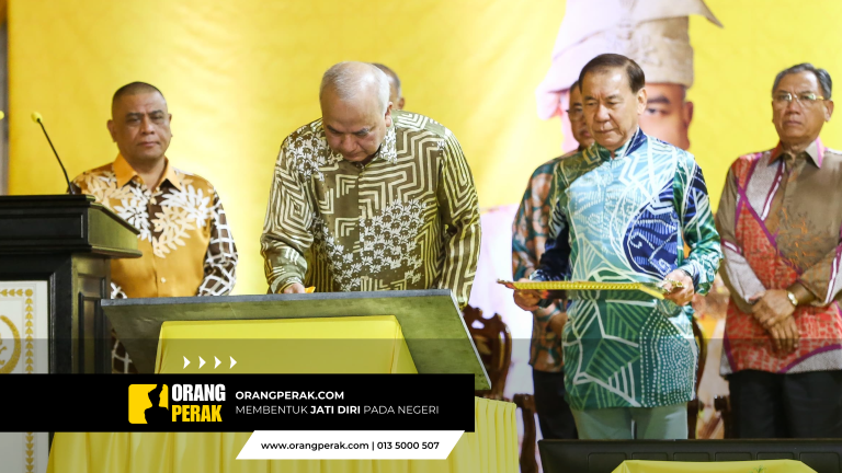 Sultan Nazrin Lancar ZAPAR, Transformasi Digital Urus Zakat & Wakaf di Perak
